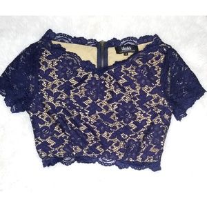 Lulu's blue lace cropped top